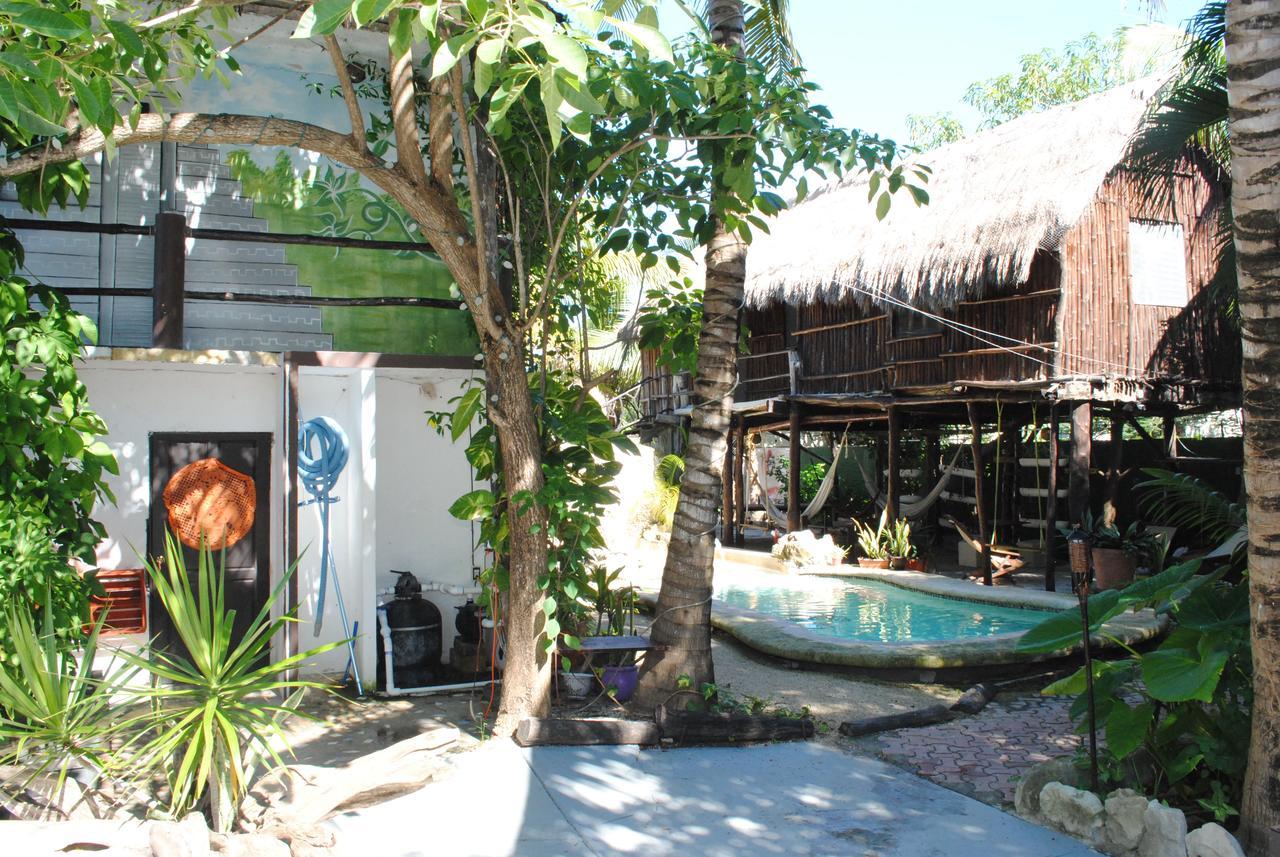 Lobo Inn Tulum Exterior photo