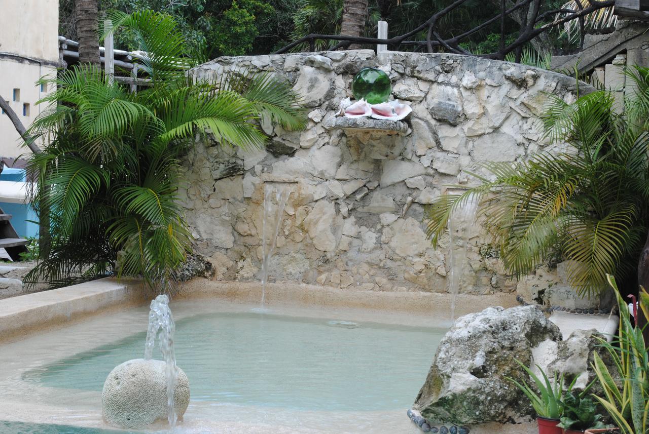 Lobo Inn Tulum Exterior photo